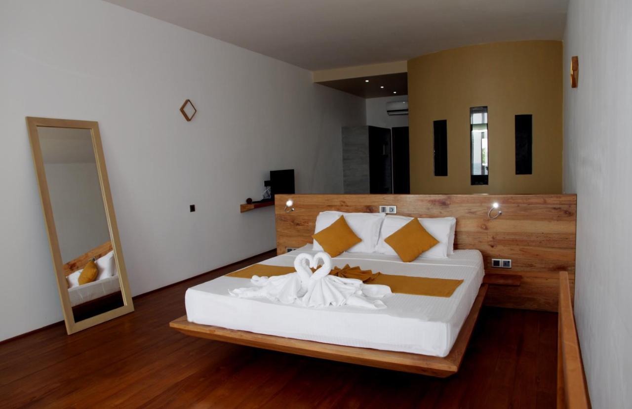 Serendipitaly Ayurveda Boutique Hotel Hikkaduwa Ngoại thất bức ảnh