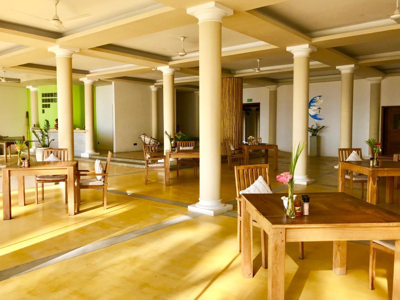 Serendipitaly Ayurveda Boutique Hotel Hikkaduwa Ngoại thất bức ảnh